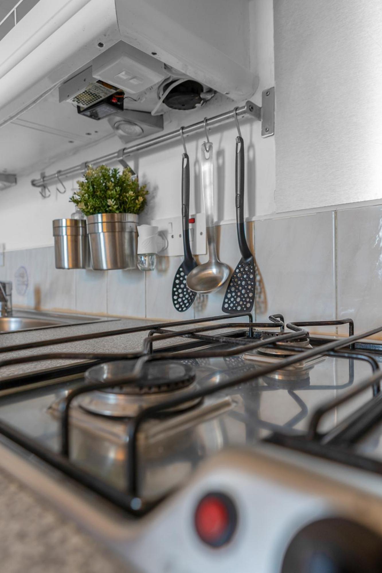 Apartment Free Parking, Centre, Lower Granton Abode *